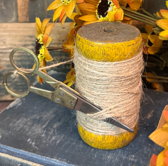 KA-S02 Antique Spool with Twine & Scissors