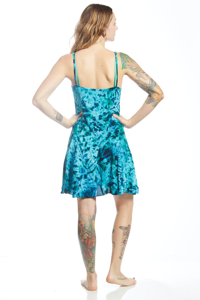 Short Spaghetti Teal Crackle