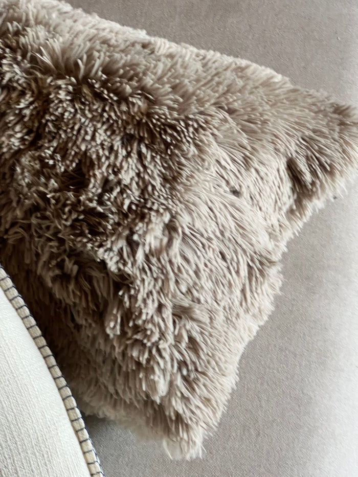 2pc Fringed Throw Pillow Set
