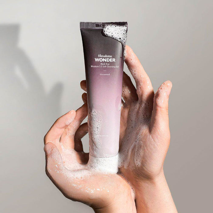 HARUHARU WONDER Black Rice Moisture 5.5 Soft Cleansing Gel Nudie Glow Australia
