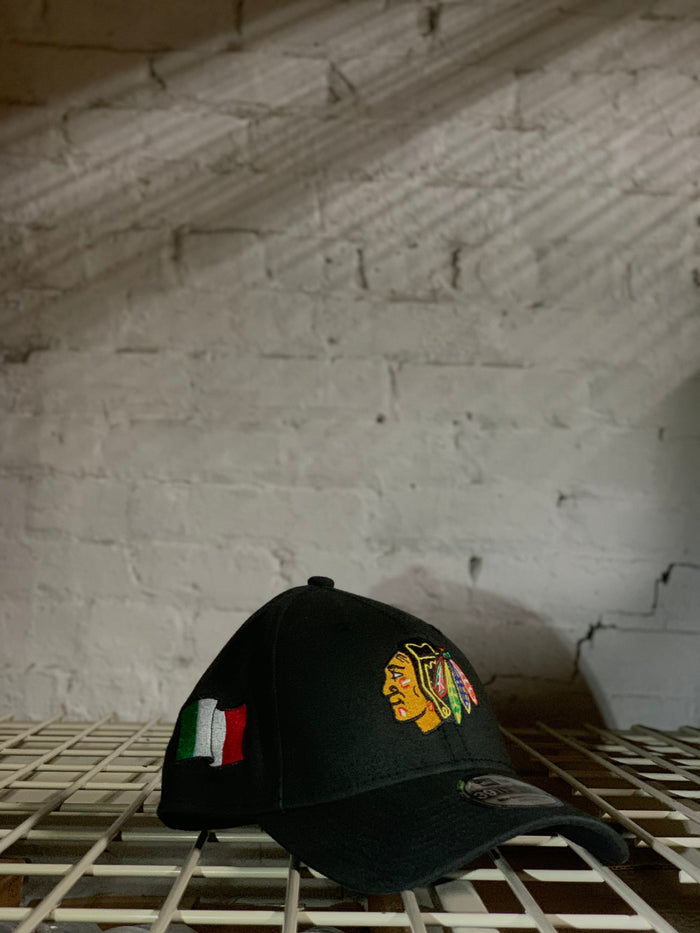 Blackhawks Italian Heritage 39Thirty Stretch by New Era