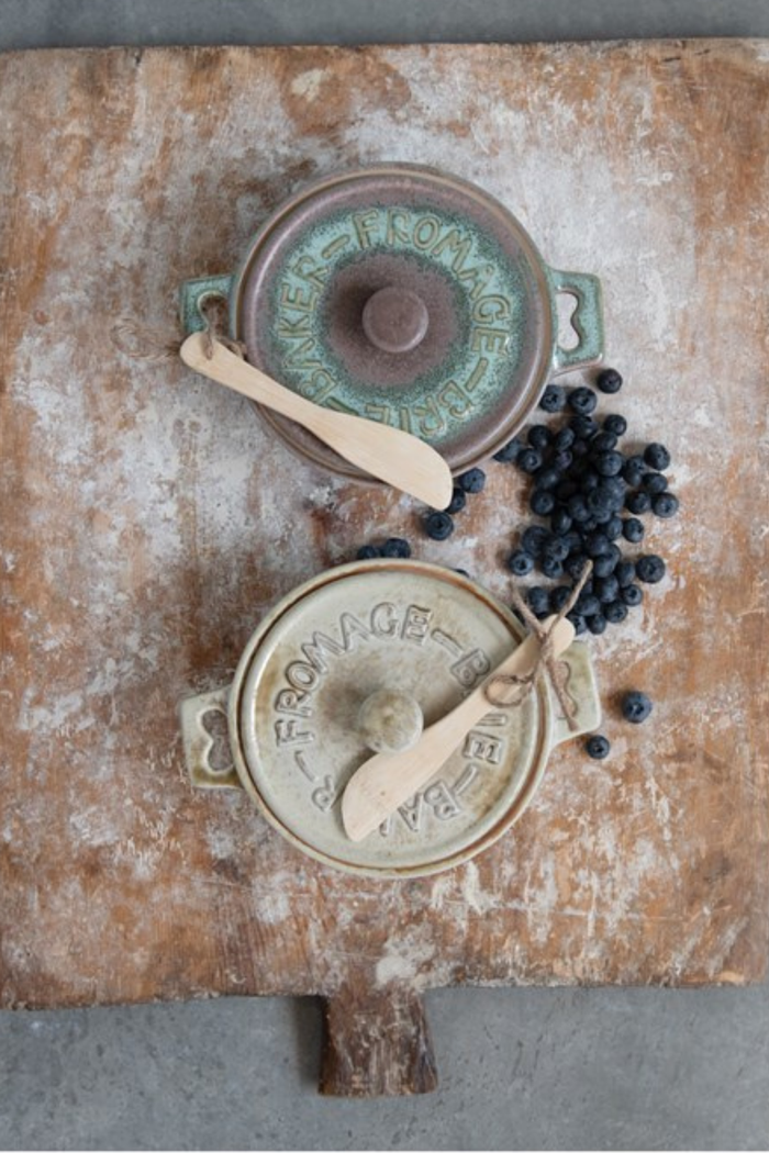 Creative Co-op Reactive Glaze Stoneware Brie Baker DF2681A