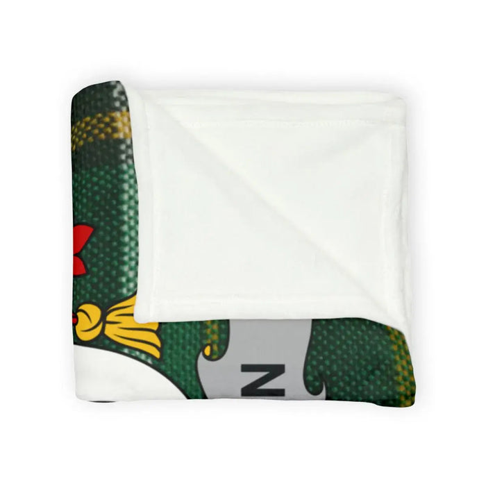 Cozy Reversible Blanket with Intricate Design Blanket