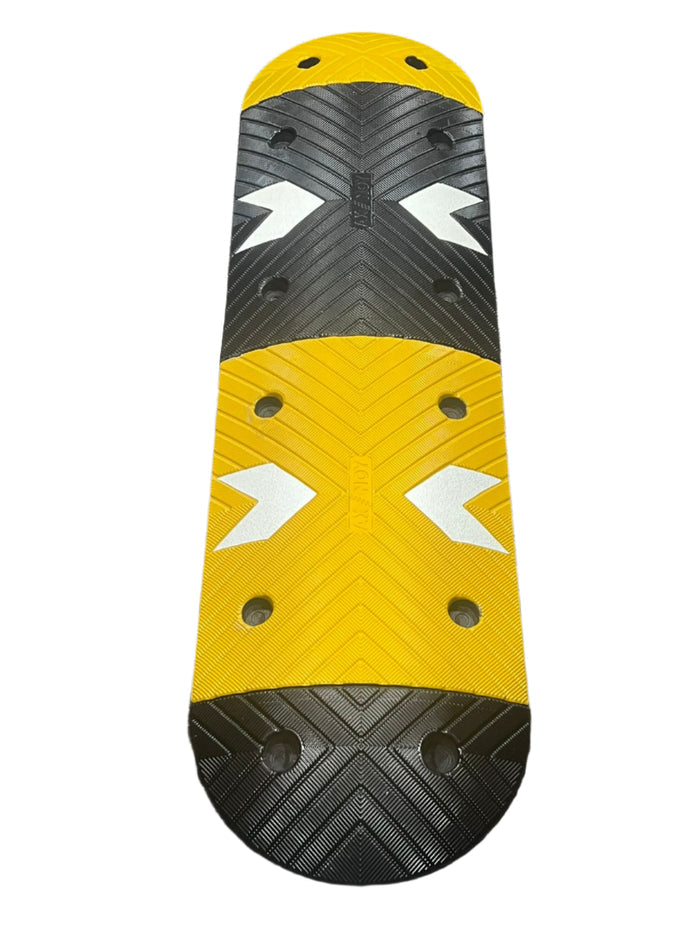 Heavy-Duty Speed Breakers with Reflective Arrows – High Load Capacity (40+ Tons)
