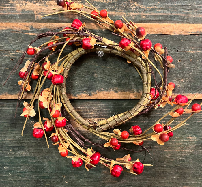 WI-02 Faux Bittersweet & Putka Pod Candle Ring