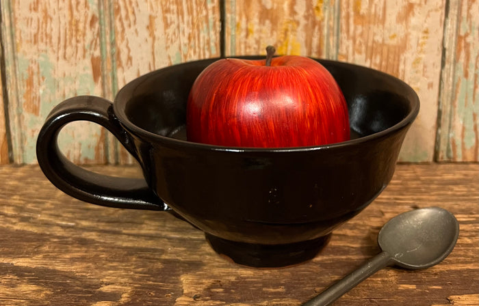 SE-139 Redware Black Porringer