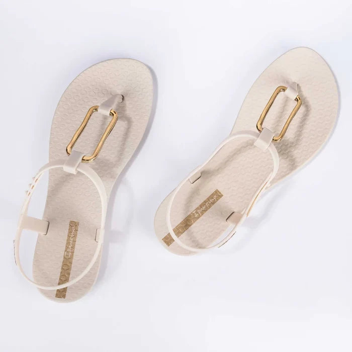 Ipanema Class Modern Sandal - Beige/Gold