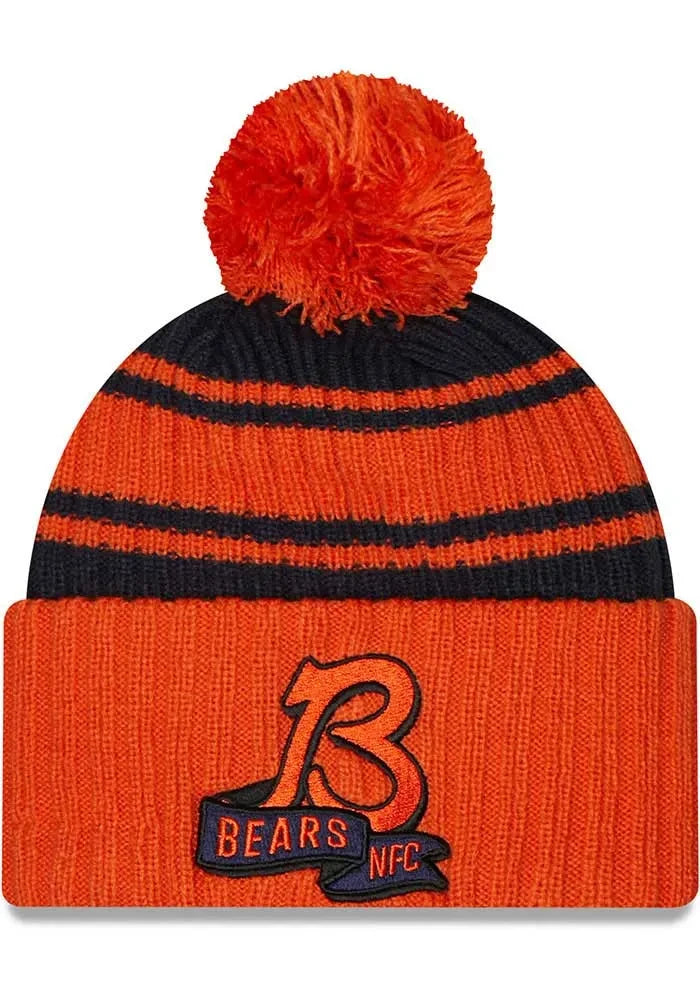 New Era Navy Chicago Bears 2022 Sideline Cuffed Pom Knit Hat
