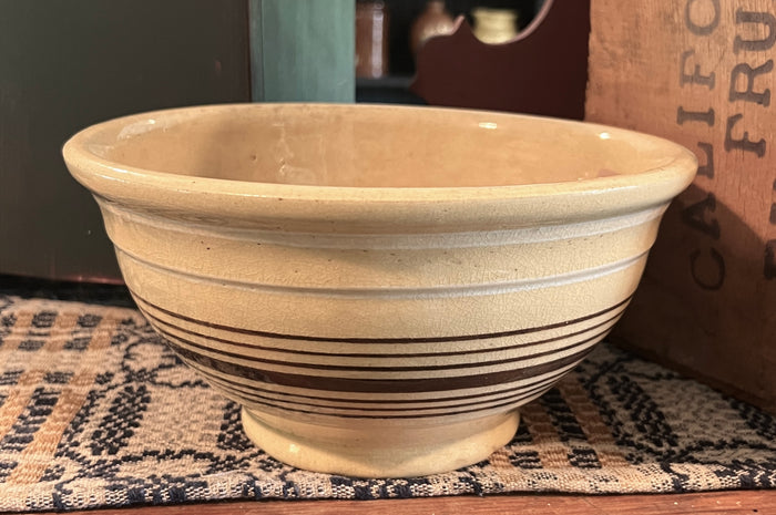 NV-WB7 Antique Yellowware Bowl