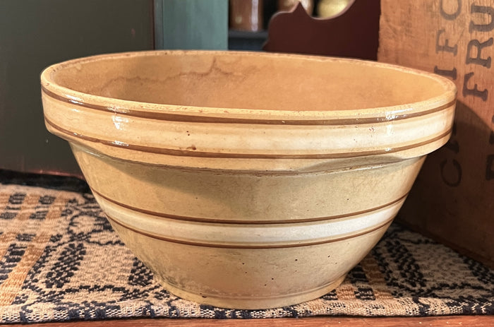 NV-WB8 Antique Yellowware Bowl