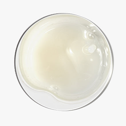 Salicylic Acid Exfoliating Scalp Treatment texture shot