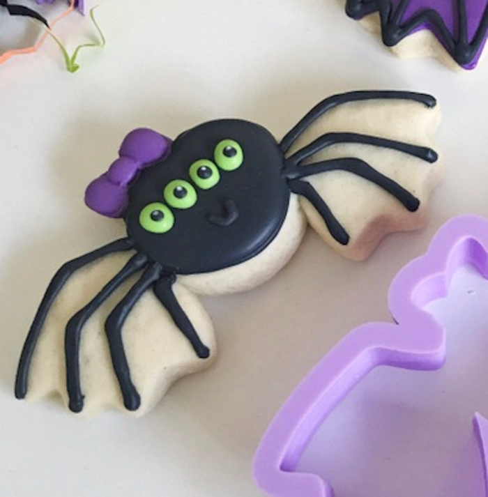 Spider / Bat Cookie Cutter