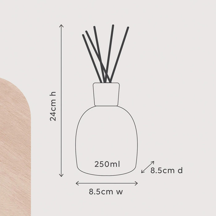 al.ive body Sweet Dewberry & Clove Diffuser Nudie Glow Australia