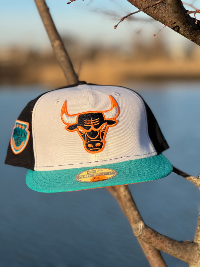 Tropic Moon Bulls New Era 59Fifty