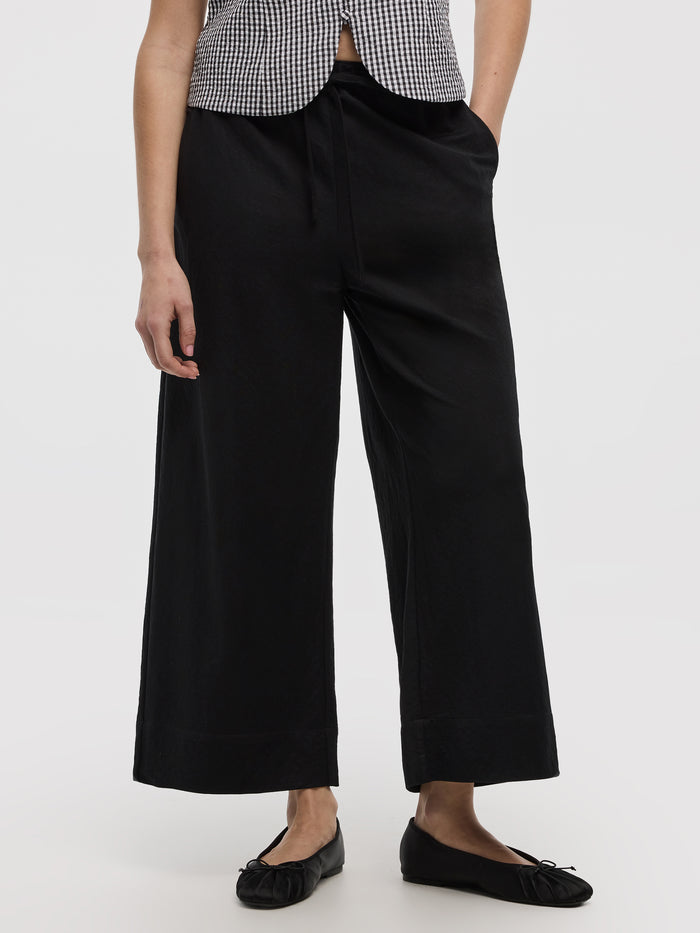 Wide-Leg Cropped Piqué Pant