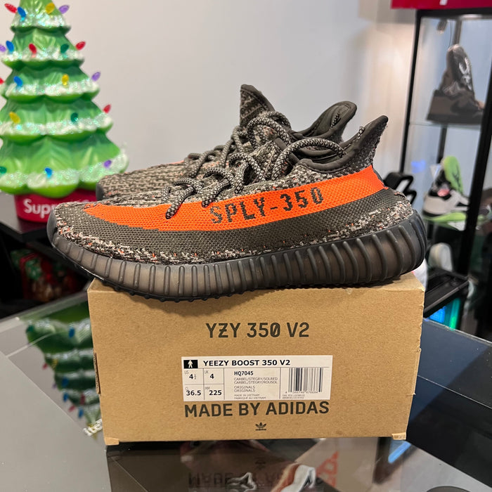 Adidas Yeezy Boost 350 V2
Carbon Beluga (USADA)